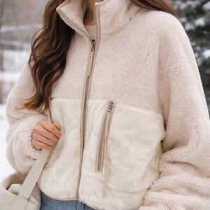 UGG Sherpa Jacket Women’s Medium Beige Teddy Fleece Full Zip NWT $138 Retail